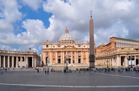 Sint-Pietersbasiliek - bezienswaardigheid Rome